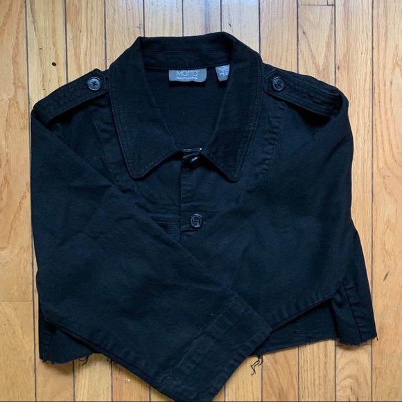 Cropped black jacket - Picture 4 of 7